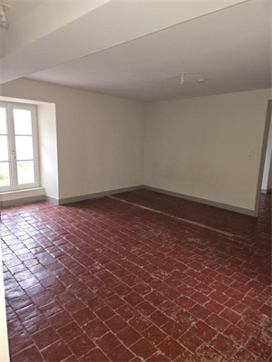 t2 à la location -   89450  VEZELAY, surface 40 m2 location t2 - UBI475850084